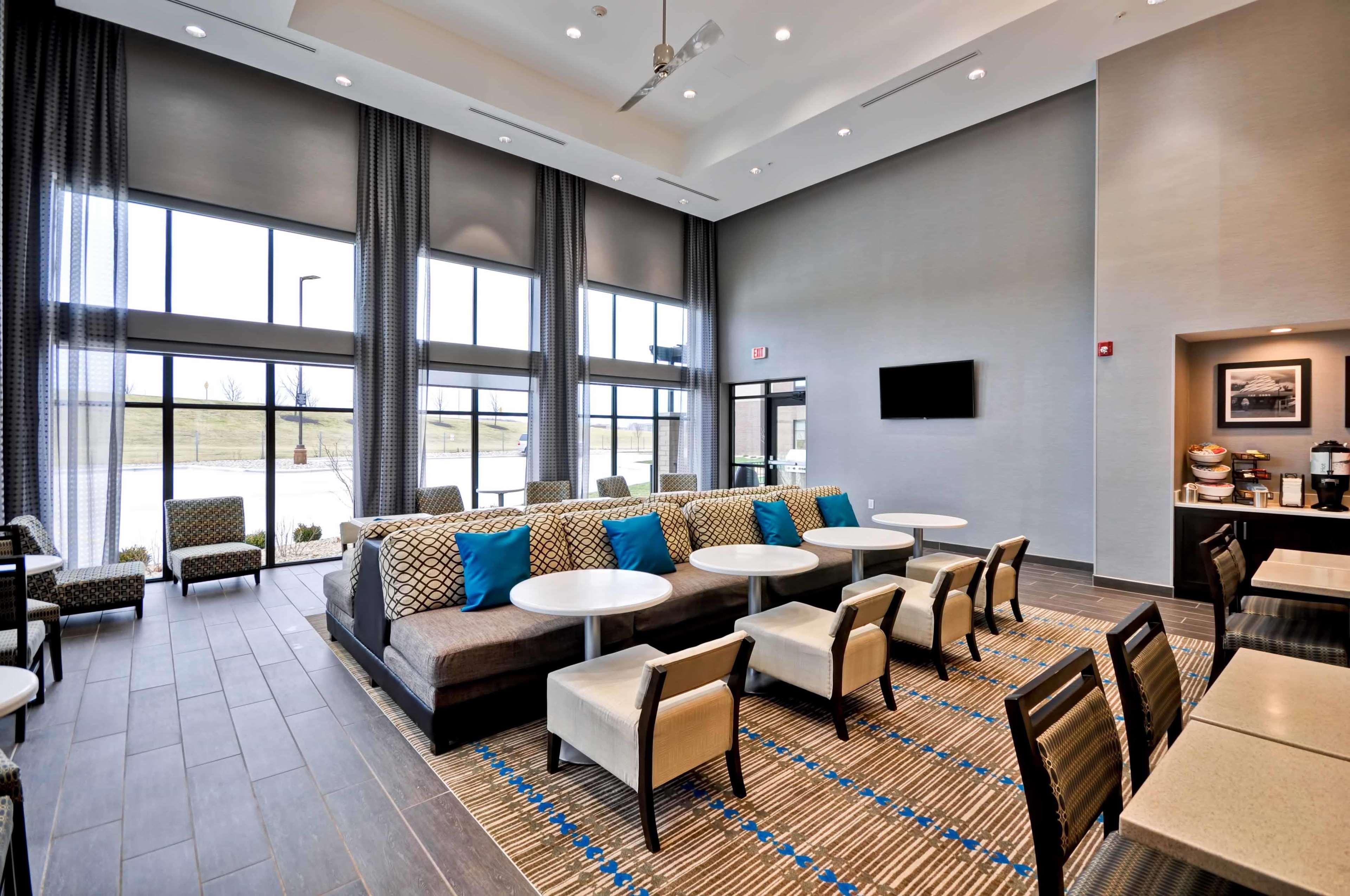 Homewood Suites By Hilton Cincinnati/West Chester Εξωτερικό φωτογραφία